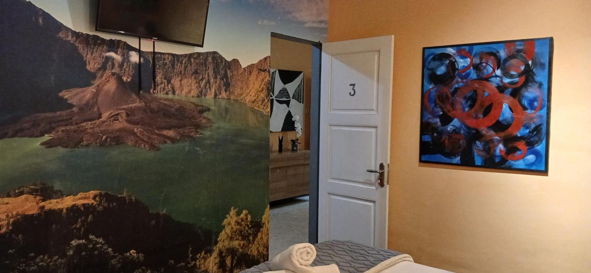 Dewi Sri Guesthouse マタラム エクステリア 写真